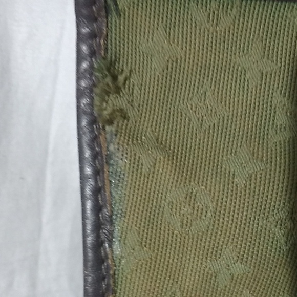 Authentic Louis Vuitton Monogram Mini Besace Mary Kate Shoulder Bag - Picture 9 of 14